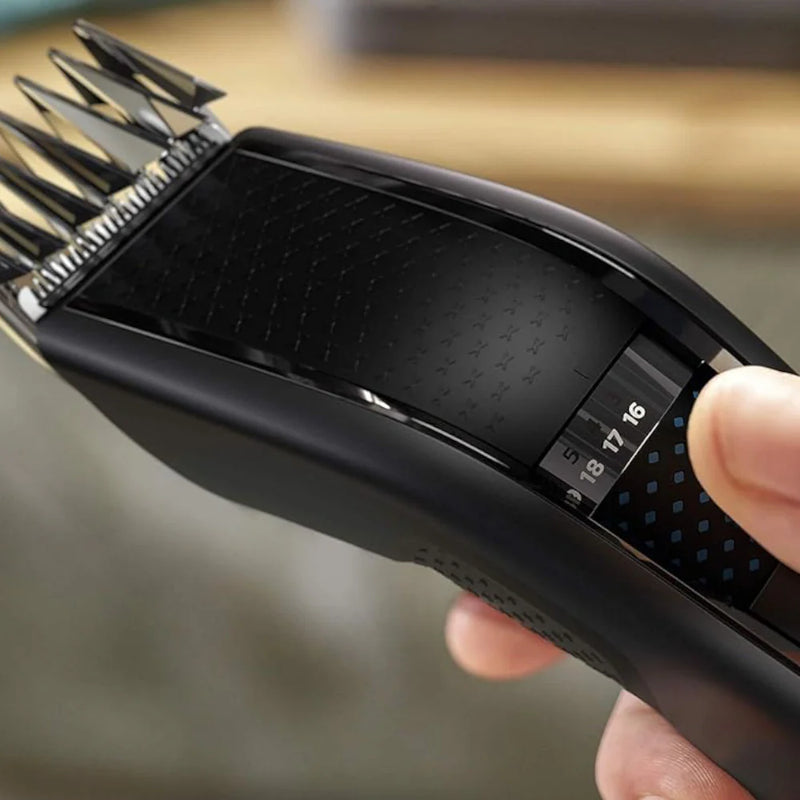 PHILIPS HC7650/14 Series 7000 Rechargeable & Washable Hair Clipper