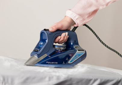 ROWENTA STEAMFORCE IRON Blemished package with full warranty -DW9280U1